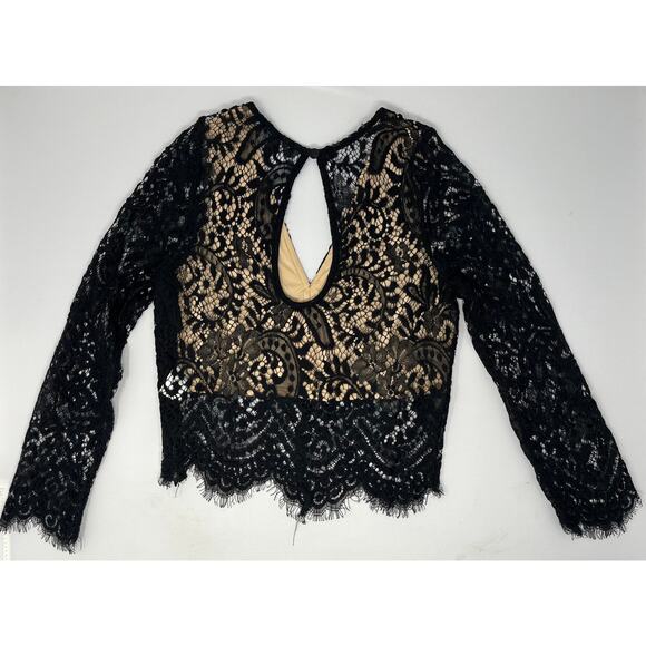 Shinestar Women's Lace V-Neck Top Size Small Pre-Owned in good condition - Picture 2 of 12